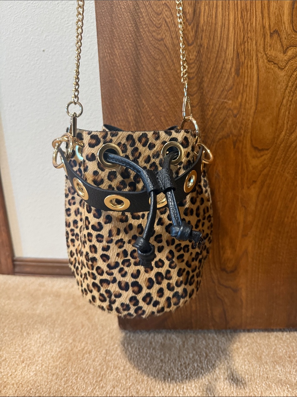 Leather Leopard Print Drawstring Bucket Crossbody Bag with Gold Chain